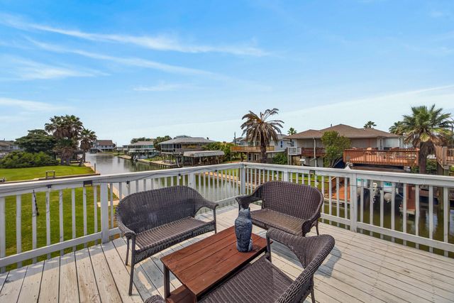16618 Bermuda Way, Jamaica Beach, TX 77554