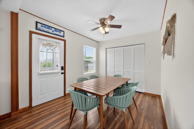 16618 Bermuda Way, Jamaica Beach, TX 77554