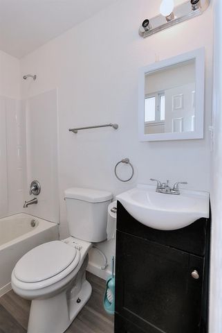 361 W El Camino Ave, Sacramento, CA 95833