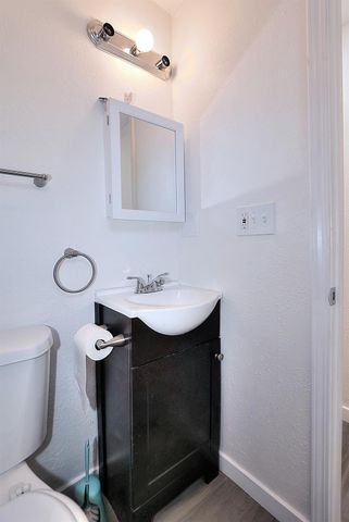 361 W El Camino Ave, Sacramento, CA 95833