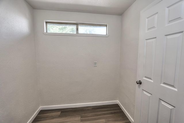 361 W El Camino Ave, Sacramento, CA 95833