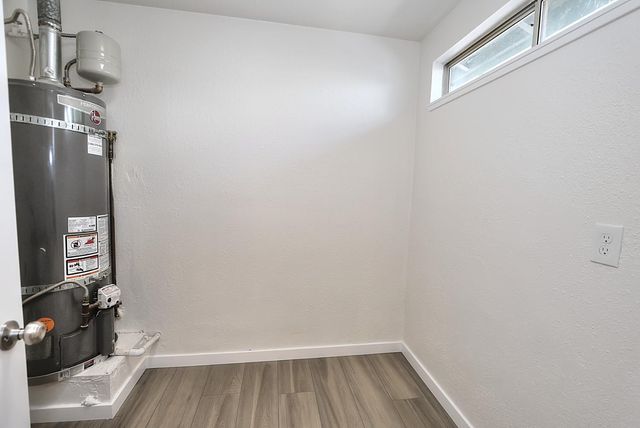 361 W El Camino Ave, Sacramento, CA 95833