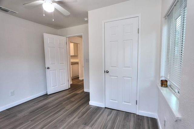 361 W El Camino Ave, Sacramento, CA 95833