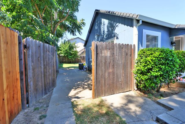 361 W El Camino Ave, Sacramento, CA 95833