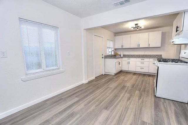 361 W El Camino Ave, Sacramento, CA 95833