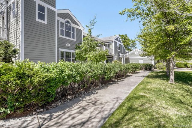 2131 Grays Peak Drive 101, Loveland, CO 80538