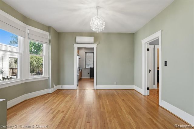 22165 Park Street, Dearborn, MI 48124