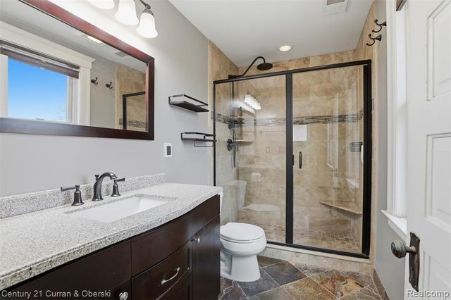 22165 Park Street, Dearborn, MI 48124