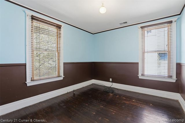 22165 Park Street, Dearborn, MI 48124