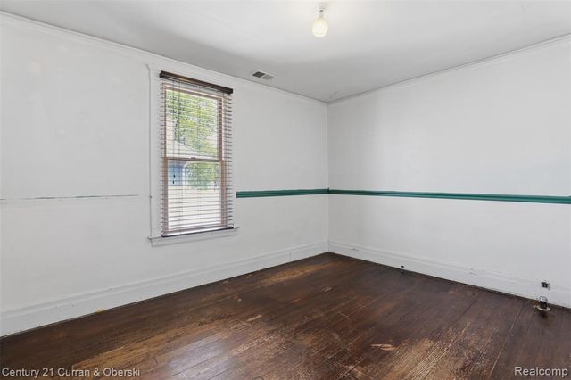 22165 Park Street, Dearborn, MI 48124