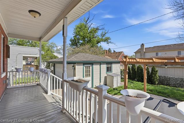 22165 Park Street, Dearborn, MI 48124