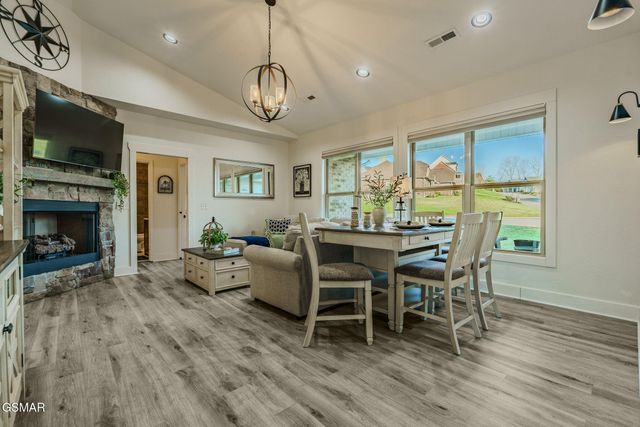 1811 Ally Lane, Sevierville, TN 37876