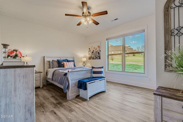 1811 Ally Lane, Sevierville, TN 37876