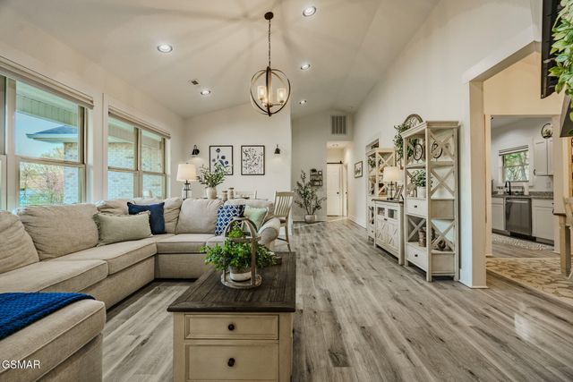 1811 Ally Lane, Sevierville, TN 37876