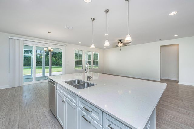 231 Marina Shores Court, Summerville, SC 29486