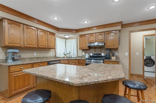 47105 Liberty Bell Road, Macomb, MI 48044