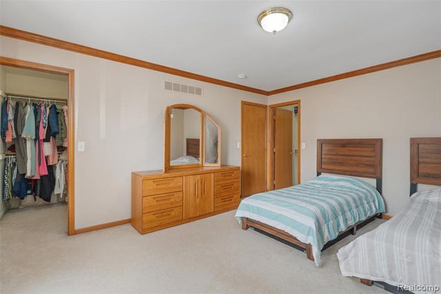 47105 Liberty Bell Road, Macomb, MI 48044