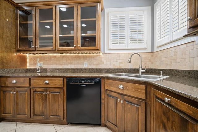 8807 Stillwood Court, Mobile, AL 36619