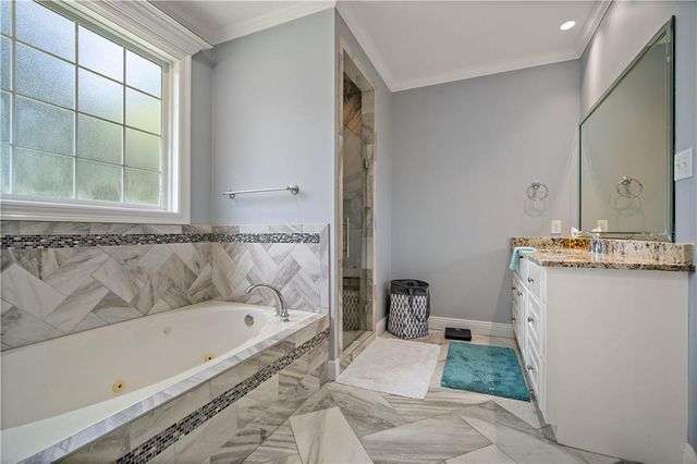 8807 Stillwood Court, Mobile, AL 36619