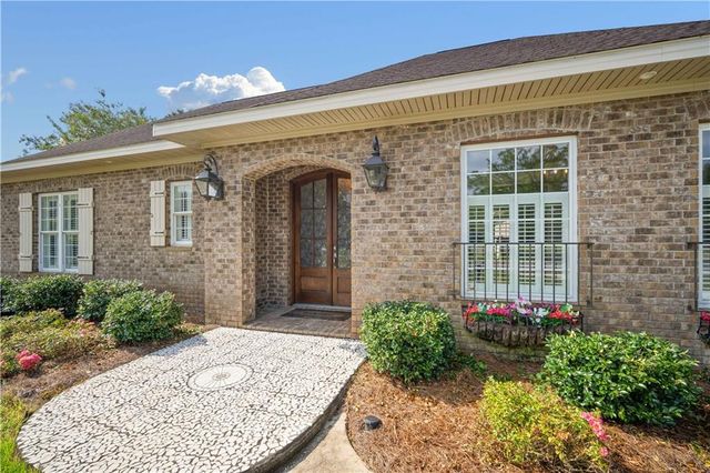 8807 Stillwood Court, Mobile, AL 36619