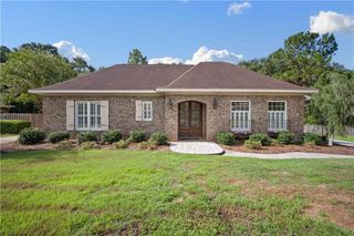 8807 Stillwood Court, Mobile, AL 36619