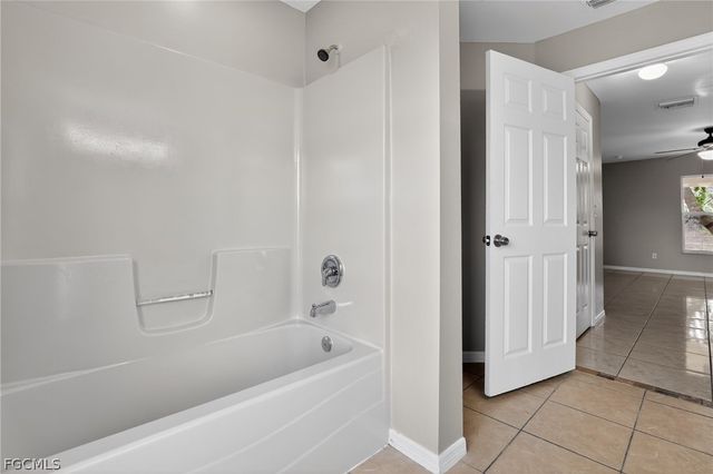 2902 Alan AVE S, Lehigh Acres, FL 33976