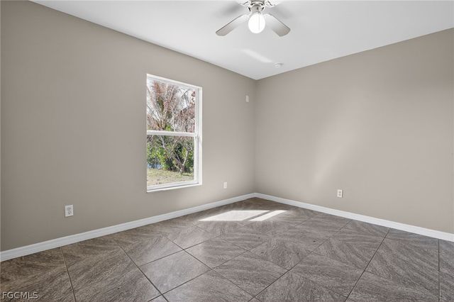 2902 Alan AVE S, Lehigh Acres, FL 33976