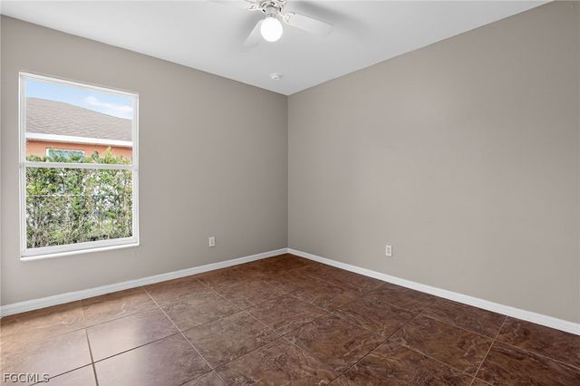 2902 Alan AVE S, Lehigh Acres, FL 33976