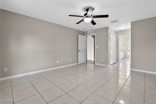 2902 Alan AVE S, Lehigh Acres, FL 33976