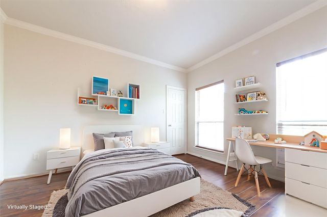 3206 Holly Thicket Drive, Houston, TX 77042