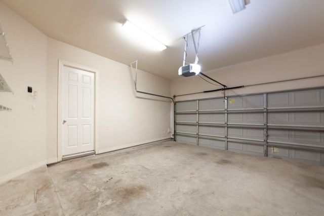 3206 Holly Thicket Drive, Houston, TX 77042