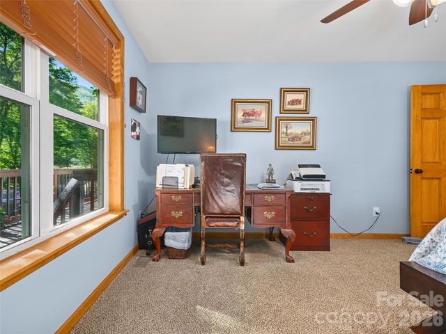 326 Ewart Wilson Road, Burnsville, NC 28714