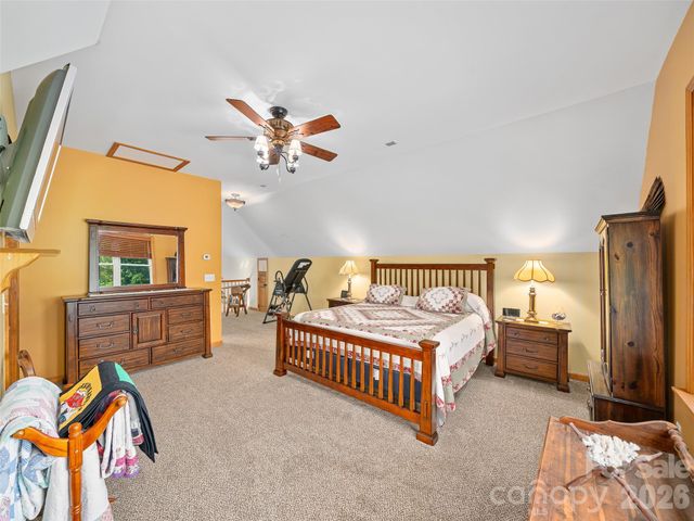 326 Ewart Wilson Road, Burnsville, NC 28714
