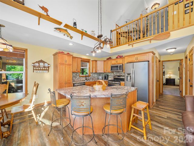 326 Ewart Wilson Road, Burnsville, NC 28714
