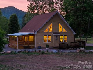 326 Ewart Wilson Road, Burnsville, NC 28714
