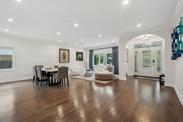 3287 Western Avenue, Highland Park, IL 60035