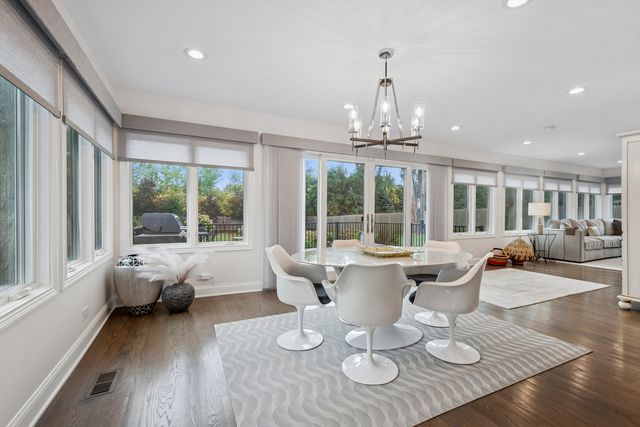 3287 Western Avenue, Highland Park, IL 60035