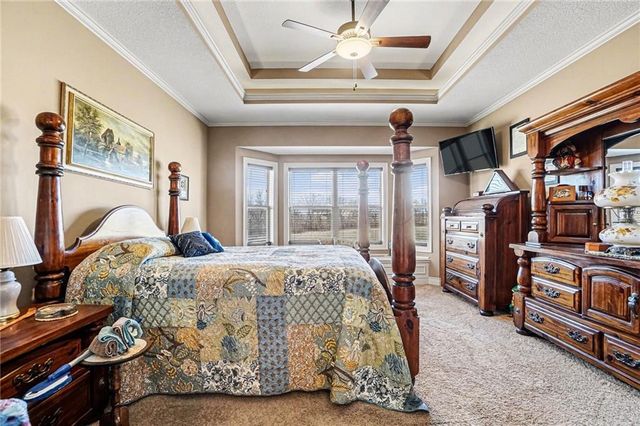 18401 SSR-W Highway, Smithville, MO 64089