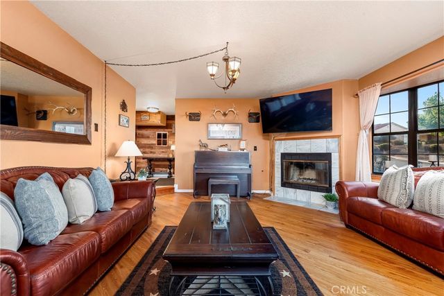 6716 Granada Drive, Palmdale, CA 93551