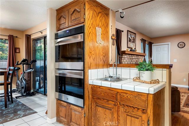 6716 Granada Drive, Palmdale, CA 93551