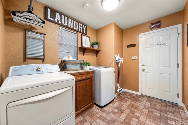 6716 Granada Drive, Palmdale, CA 93551