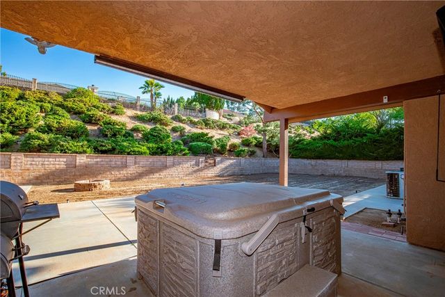 6716 Granada Drive, Palmdale, CA 93551