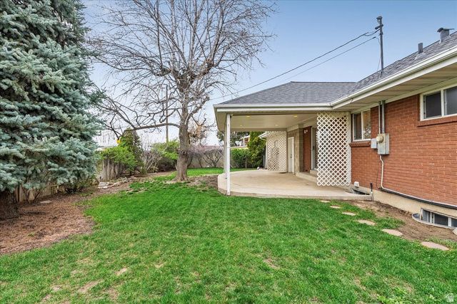 8248 S ROMAINE DR, Sandy, UT 84070