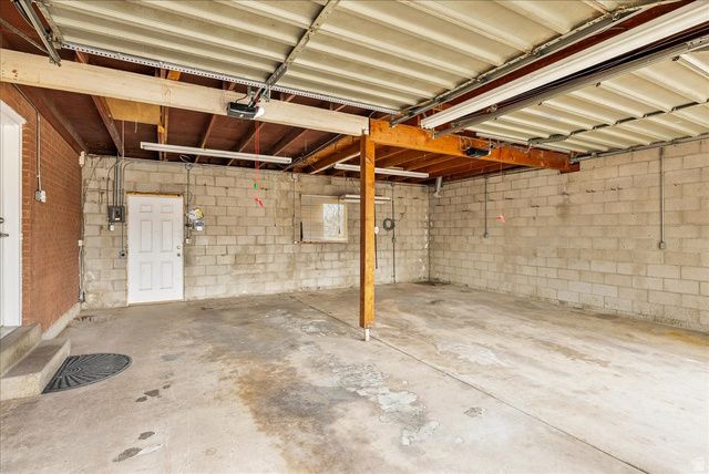 8248 S ROMAINE DR, Sandy, UT 84070