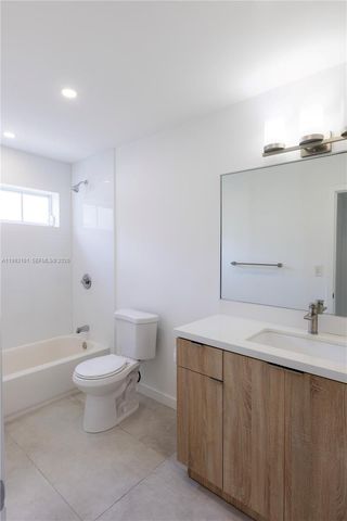 9700 Kendale Blvd, Miami, FL 33176