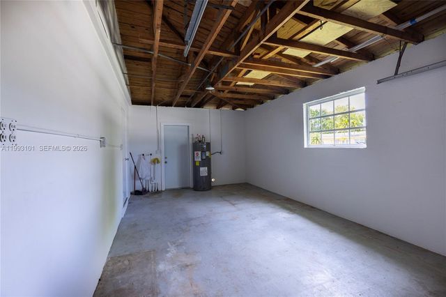 9700 Kendale Blvd, Miami, FL 33176