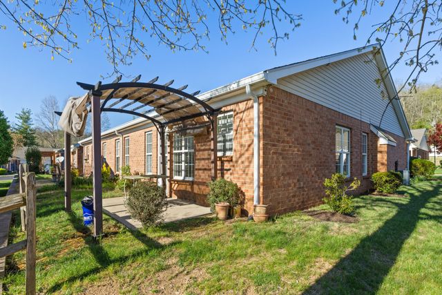 96 Alton Park Ln, Franklin, TN 37069