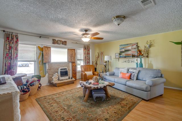 1145 Porter Court, Granbury, TX 76048