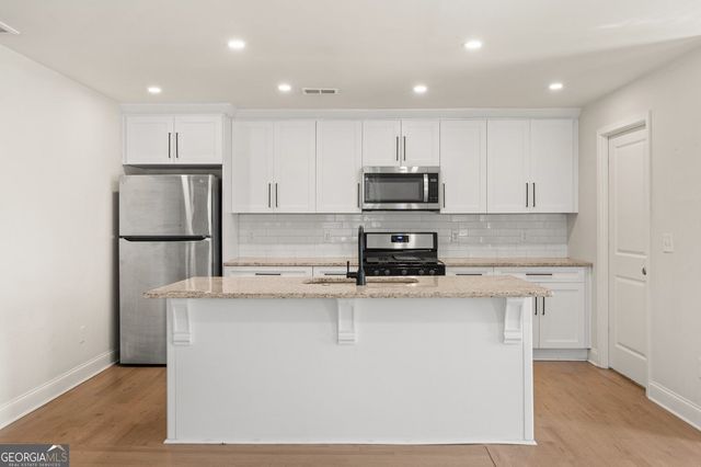 2593 Walton Way SW, Marietta, GA 30060