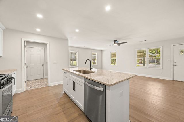 2593 Walton Way SW, Marietta, GA 30060